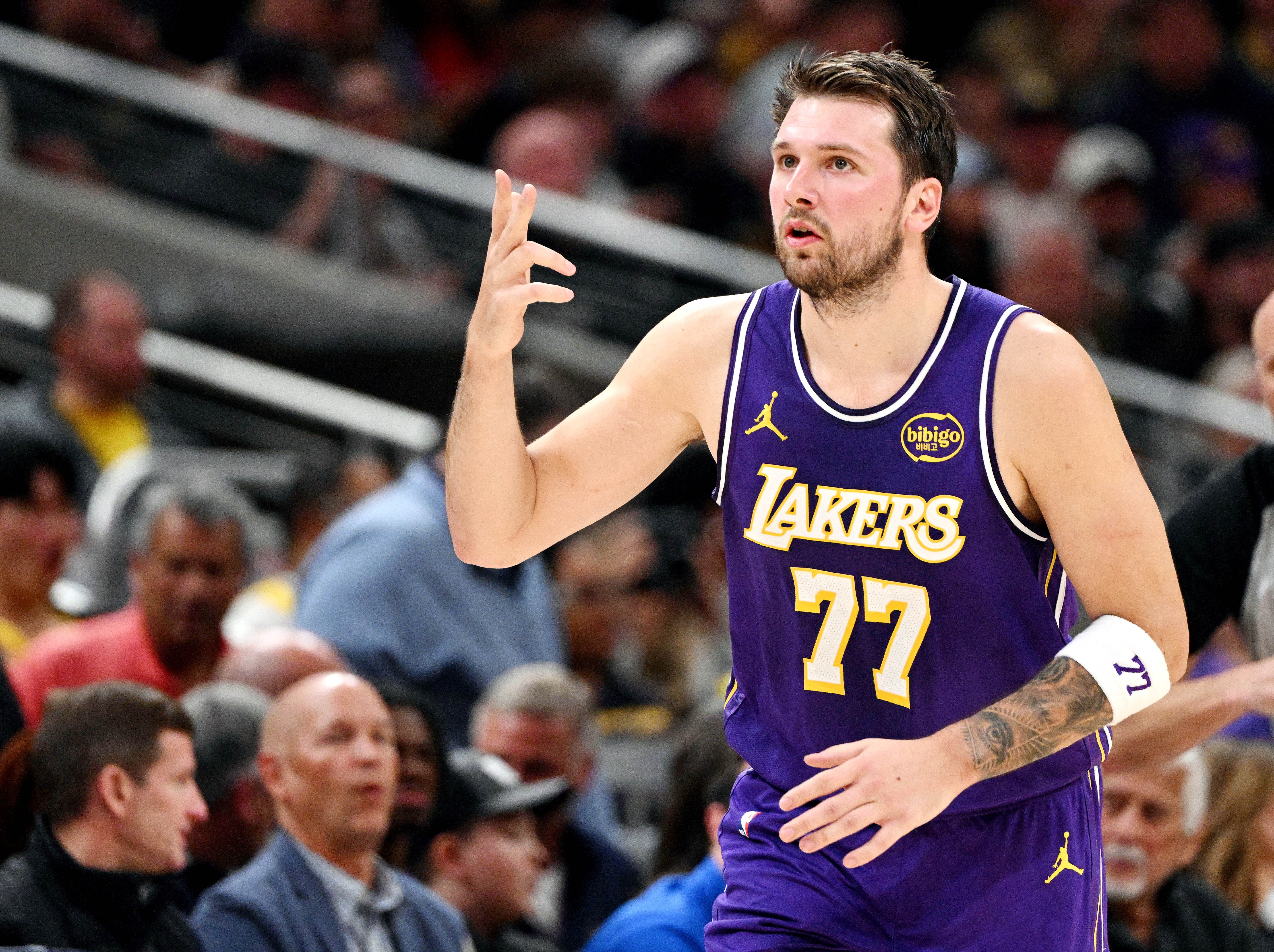 leyu-阿特金森：对东契奇尝试过不同的防守 但是都被他破解了